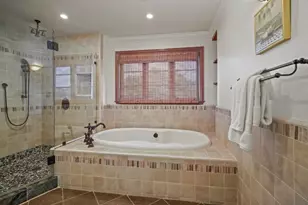 216 Bloomfield Rd, Burlingame, CA 94010 - Photo 34