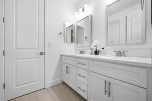 1122 S Morning Glory Dr, Mountain House, CA 95391 - Photo 22