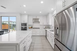 1122 S Morning Glory Dr, Mountain House, CA 95391 - Photo 4