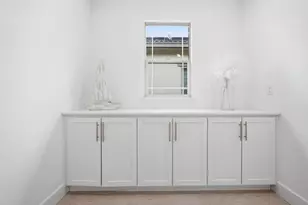 1122 S Morning Glory Dr, Mountain House, CA 95391 - Photo 14