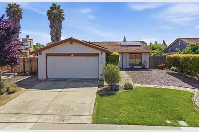 1930 Vine Dr, Fairfield, CA 94533 - Photo 1