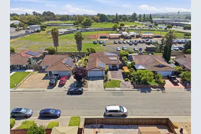 1930 Vine Dr, Fairfield, CA 94533 - Photo 36