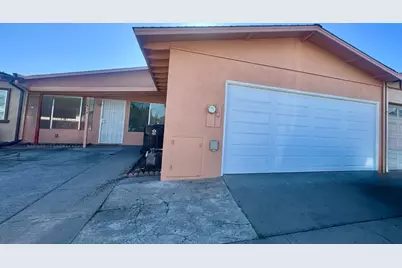 634 Yreka Dr, Salinas, CA 93906 - Photo 1
