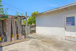 3404 Buckner Dr, San Jose, CA 95127 - Photo 32