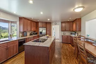 25149 Radonich Rd, Los Gatos, CA 95033 - Photo 8