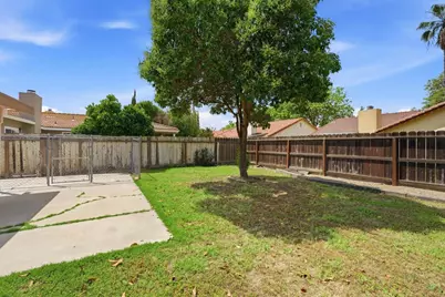 131 W Central Ave, Tracy, CA 95376 - Photo 42
