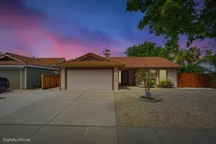 131 W Central Ave, Tracy, CA 95376 - Photo 1