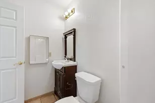131 W Central Ave, Tracy, CA 95376 - Photo 32