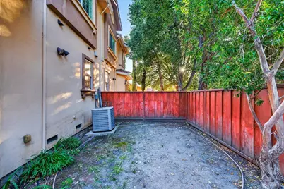 725 W Hacienda Ave, Campbell, CA 95008 - Photo 44