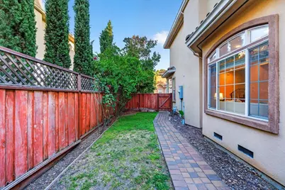 725 W Hacienda Ave, Campbell, CA 95008 - Photo 52