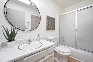 16 Moneta Ct, San Francisco, CA 94112 - Photo 18