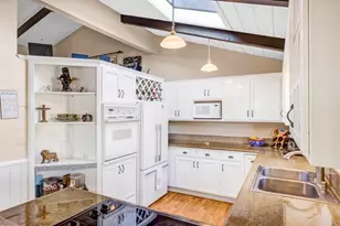 6900 Lakeview Dr, Salinas, CA 93907 - Photo 10