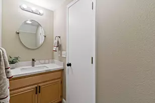 1086 Niguel Ln, San Jose, CA 95138 - Photo 32