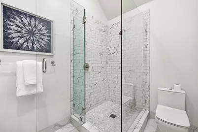 592 Chestnut St, San Francisco, CA 94133 - Photo 16