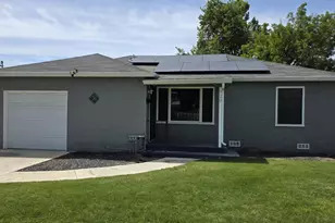 720 S Rose St, Turlock, CA 95380 - Photo 2
