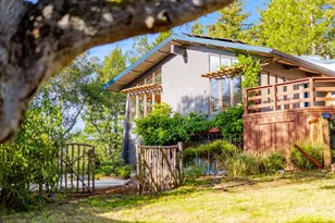 899 Calabasas Rd, Watsonville, CA 95076 - Photo 2