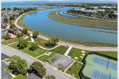 516 Saint Vincent Ln, Foster City, CA 94404 - Photo 50