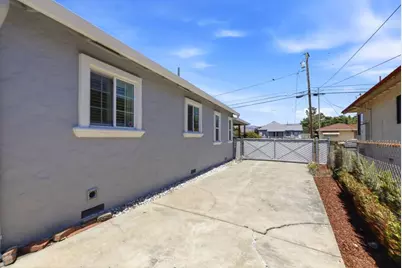 39 N 34th St, San Jose, CA 95116 - Photo 30
