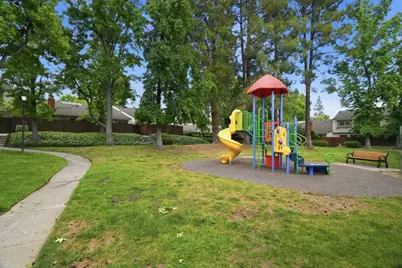 10977 Northseal Sq, Cupertino, CA 95014 - Photo 26