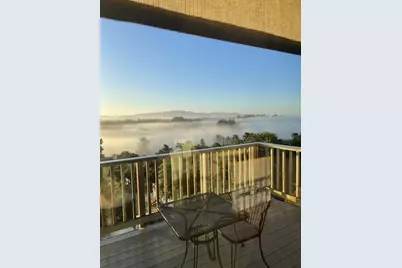 17220 Garlen Ct, Salinas, CA 93907 - Photo 2