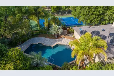 26805 Palo Hills Dr, Los Altos Hills, CA 94022 - Photo 52