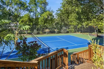26805 Palo Hills Dr, Los Altos Hills, CA 94022 - Photo 40
