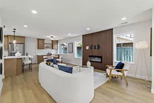 1304 Antwerp Ln, San Jose, CA 95118 - Photo 2