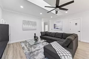 605 N Bayview Ave, Sunnyvale, CA 94085 - Photo 10