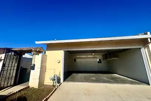 607 Calaveras Dr, Salinas, CA 93906 - Photo 2