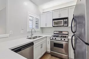 3674 Oakwood Ter 203, Fremont, CA 94536 - Photo 8