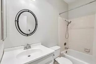 3674 Oakwood Ter 203, Fremont, CA 94536 - Photo 12