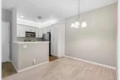 3674 Oakwood Ter 203, Fremont, CA 94536 - Photo 6