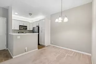 3674 Oakwood Ter 203, Fremont, CA 94536 - Photo 6