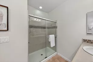650 Almaden Walk Loop, San Jose, CA 95125 - Photo 14