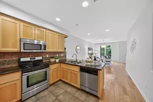 650 Almaden Walk Loop, San Jose, CA 95125 - Photo 8