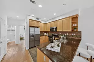 650 Almaden Walk Loop, San Jose, CA 95125 - Photo 6
