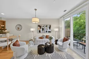650 Almaden Walk Loop, San Jose, CA 95125 - Photo 2
