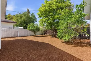 1051 Manhattan Ct, Sunnyvale, CA 94087 - Photo 22