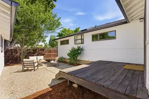 1051 Manhattan Ct, Sunnyvale, CA 94087 - Photo 20
