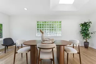 1051 Manhattan Ct, Sunnyvale, CA 94087 - Photo 4