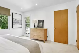 950 Olive, Menlo Park, CA 94025 - Photo 26