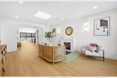 266 Vine St, San Carlos, CA 94070 - Photo 2