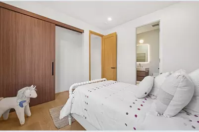 266 Vine St, San Carlos, CA 94070 - Photo 32