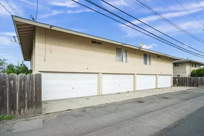 948 Lupin Dr, Salinas, CA 93906 - Photo 10
