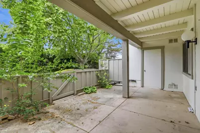 5492 Cribari Bnd, San Jose, CA 95135 - Photo 32