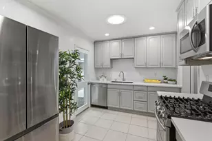 275 Beechnut Ave, Sunnyvale, CA 94085 - Photo 12