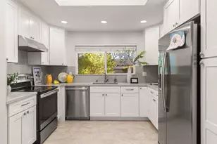 1190 Arlington Ln, San Jose, CA 95129 - Photo 8