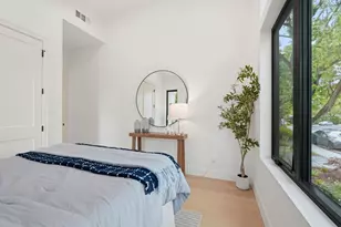 1084 Moffett Cir, Palo Alto, CA 94303 - Photo 18
