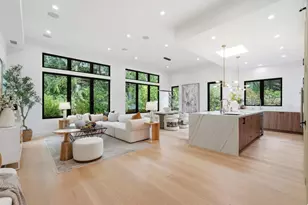 1084 Moffett Cir, Palo Alto, CA 94303 - Photo 2
