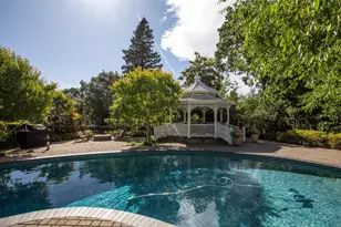 730 Greenview Pl, Los Altos, CA 94024 - Photo 22